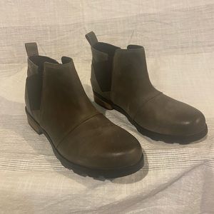 Sorel leather booties